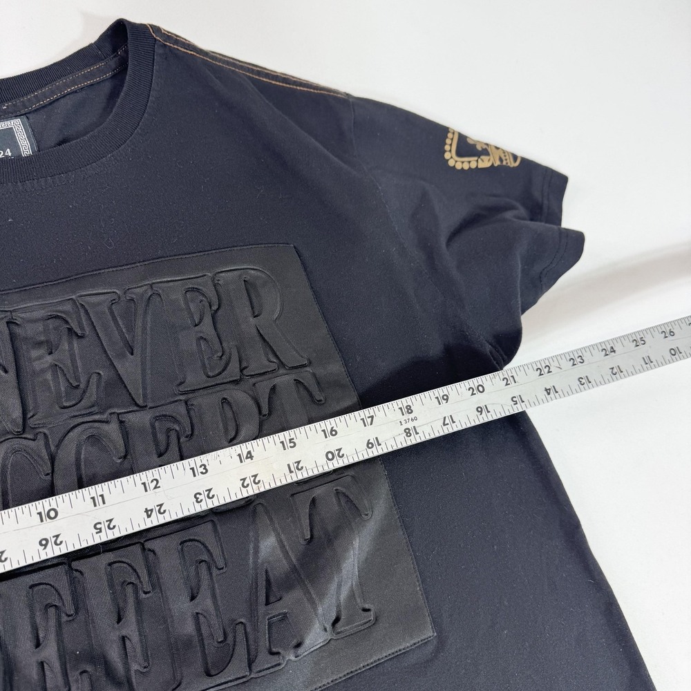 CR-24 Shirt Mens XL Black Never Accept Defeat Quote Embossed Crown Graphic Tee - Picture 4 of 9